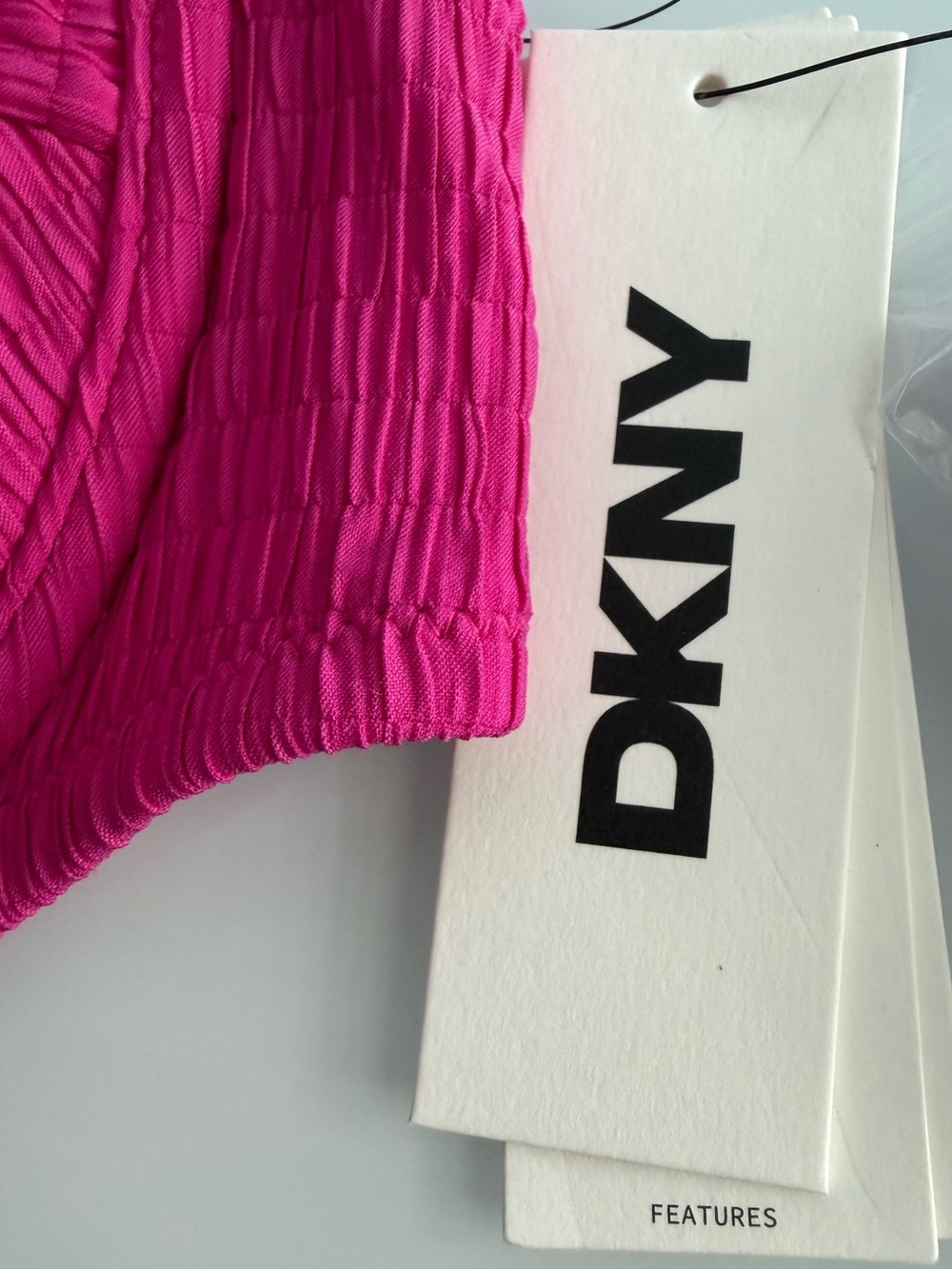 DKNY Women's Pink Textured Molded Balconette Bikini Top Size Large - Picture 5 of 9